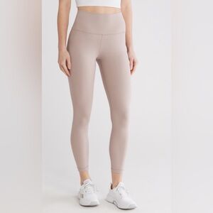 Nwt Yogaliscious Leggings with Ribbed Waistband and Stretchy Fabric L